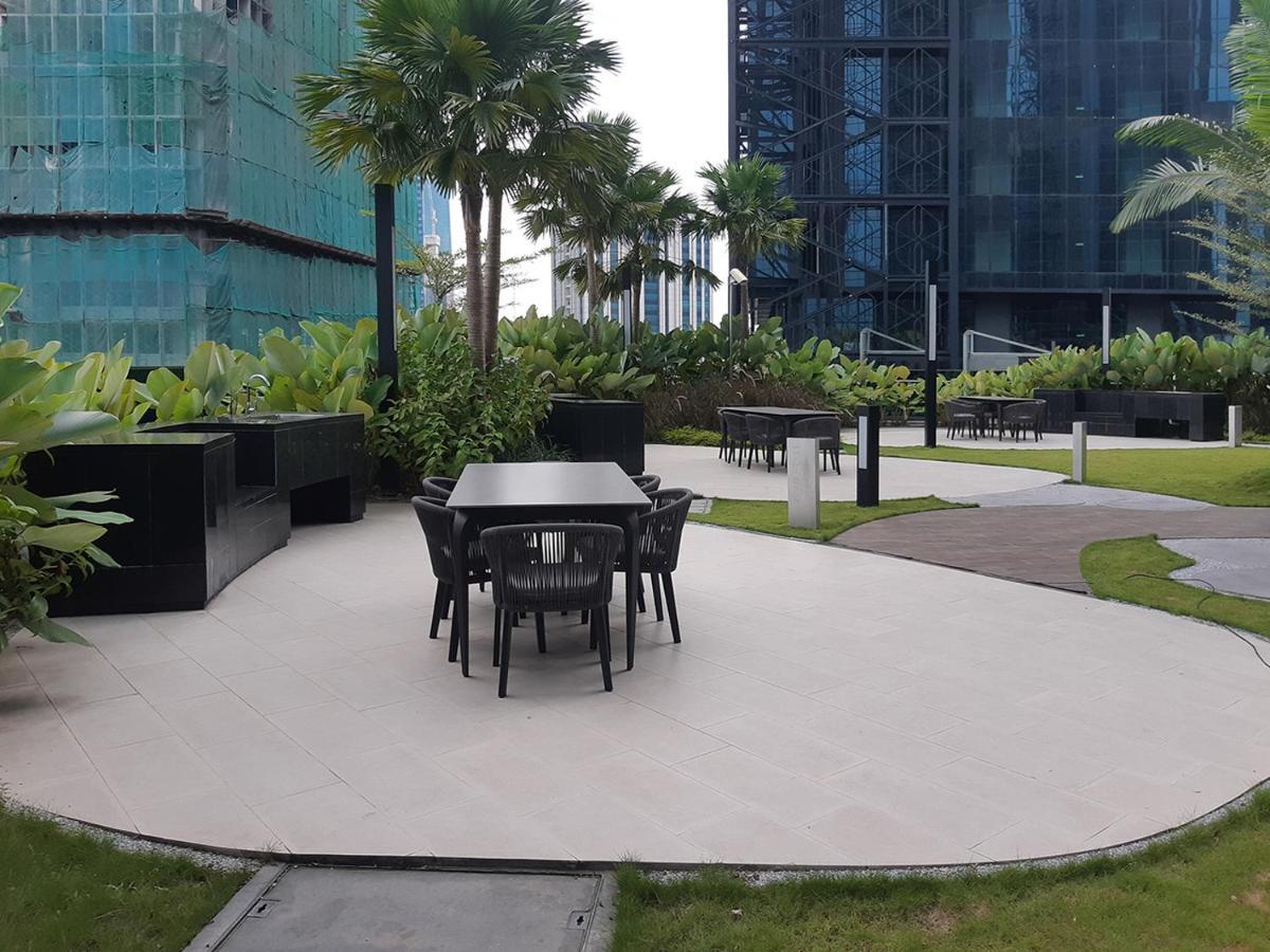 Eaton Residences Klcc By Bhs Kuala Lumpur Exterior photo
